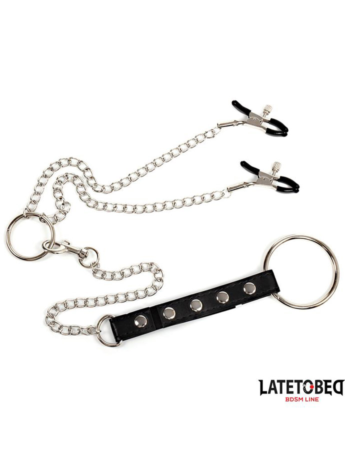 https://www.boutique-poppers.fr/shop/images/product_images/popup_images/8436615009817-nipple-clamps-with-penis-ring__2.jpg