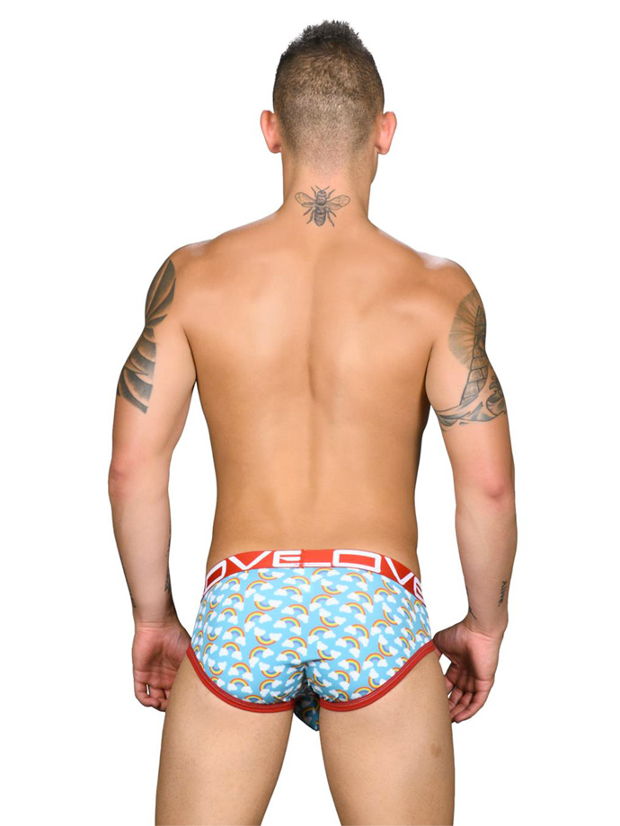 https://www.boutique-poppers.fr/shop/images/product_images/popup_images/91031-rnclp-andrew-christian-love-pride-rainbow-brief__5.jpg