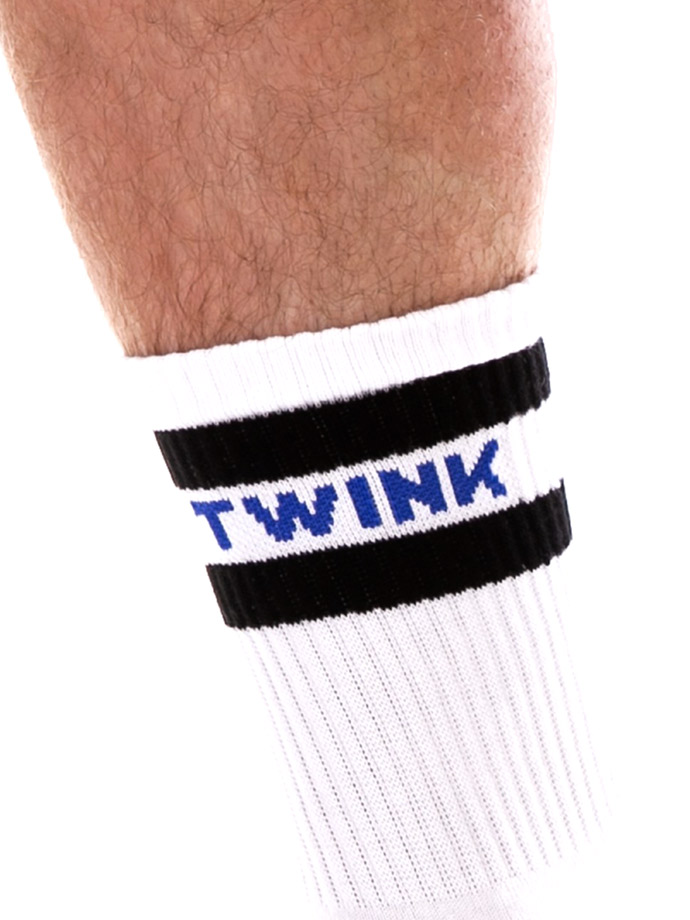 https://www.boutique-poppers.fr/shop/images/product_images/popup_images/91602-fetish-half-socks-twink-white-black-barcode-berlin__1.jpg