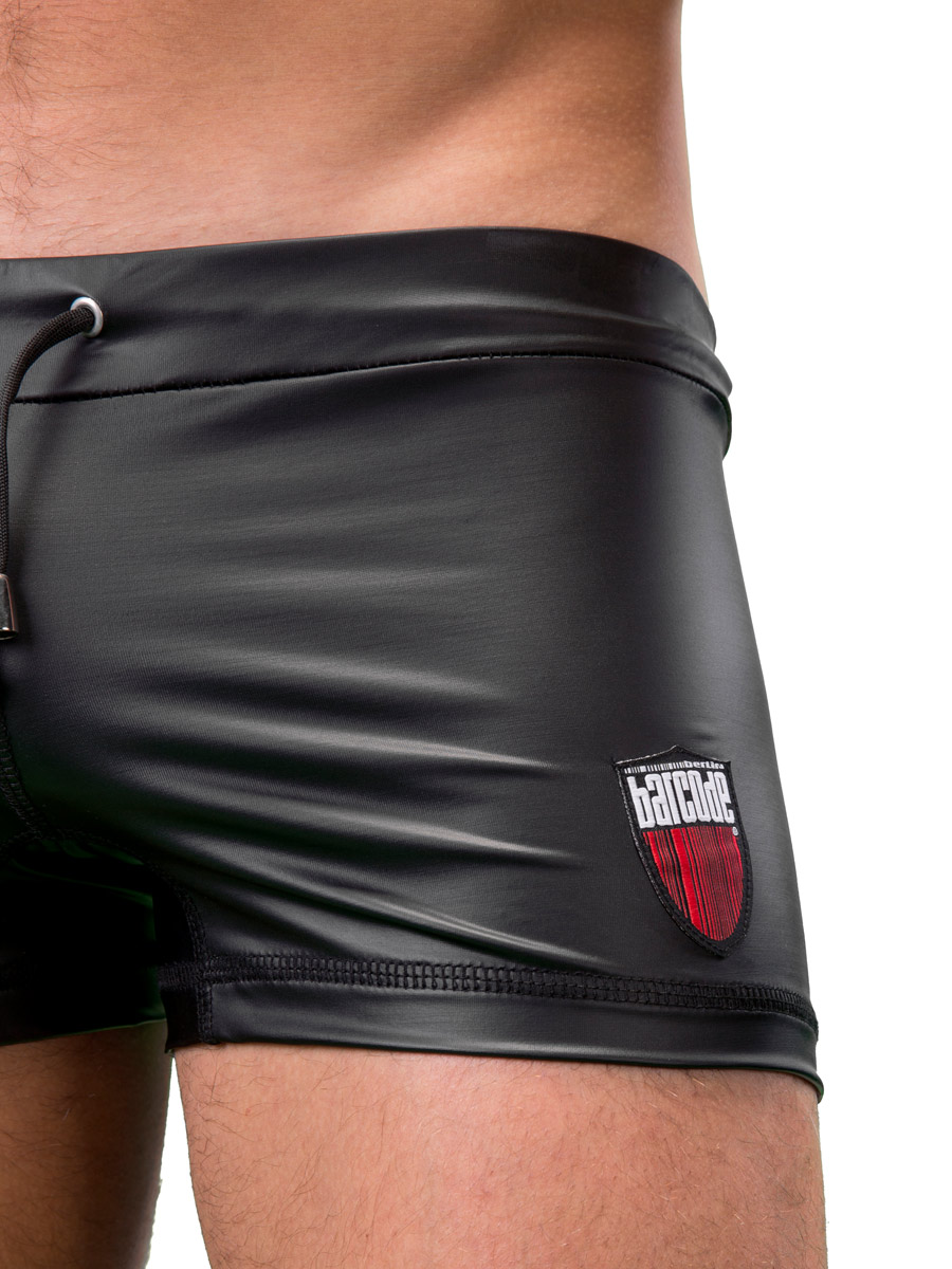 https://www.boutique-poppers.fr/shop/images/product_images/popup_images/barcode-berlin-short-bradly-black-91154__3.jpg