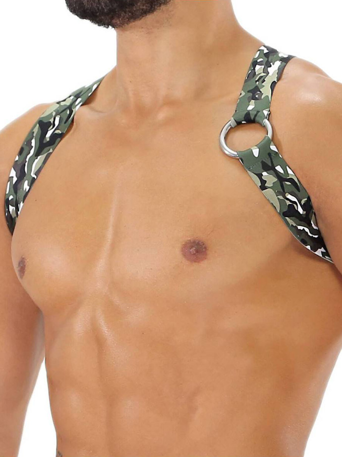 https://www.boutique-poppers.fr/shop/images/product_images/popup_images/party-boy-elastic-harness-camo__3.jpg