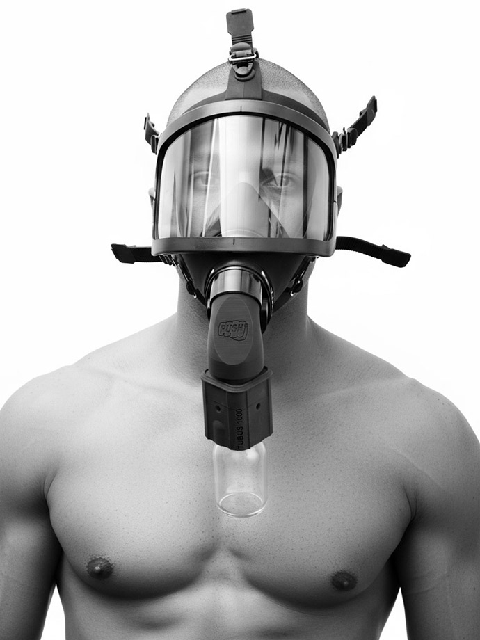 https://www.boutique-poppers.fr/shop/images/product_images/popup_images/poppers-ultra-premium-mask__7.jpg