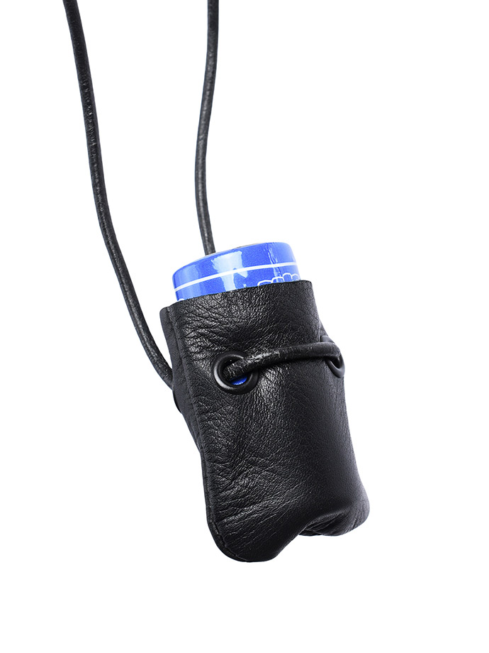 https://www.boutique-poppers.fr/shop/images/product_images/popup_images/popperstasche-poppershalsband-ledertasche-small__4.jpg