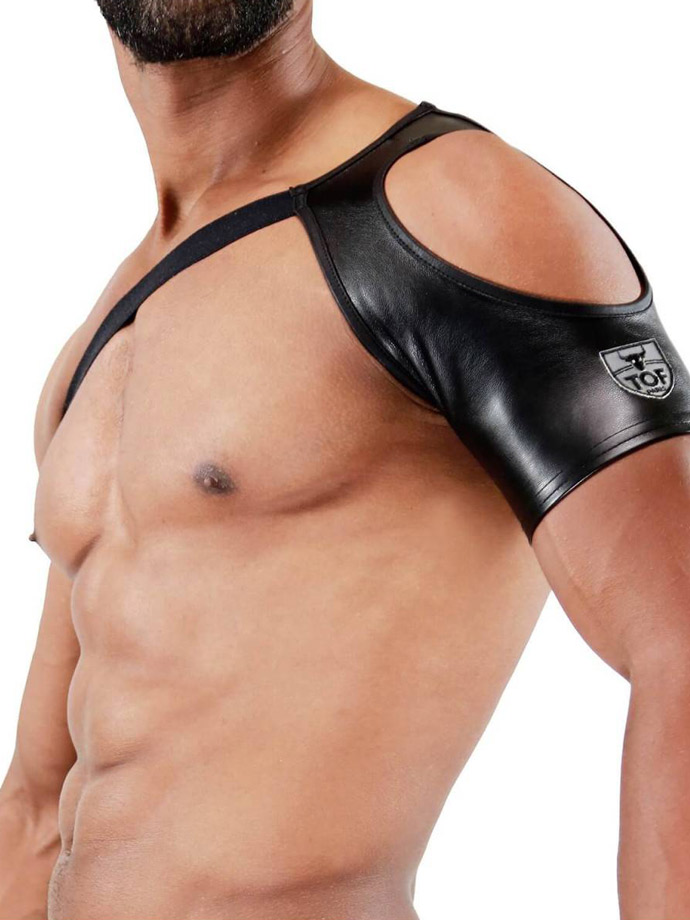 https://www.boutique-poppers.fr/shop/images/product_images/popup_images/shoulder-harness-open-black__3.jpg