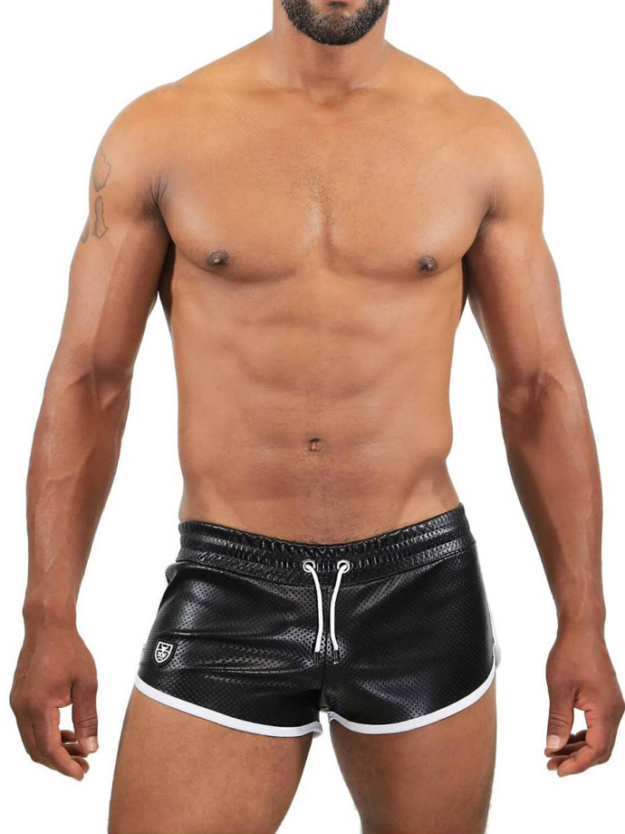 https://www.boutique-poppers.fr/shop/images/product_images/popup_images/tofparis-pilot-shorts-black__1.jpg